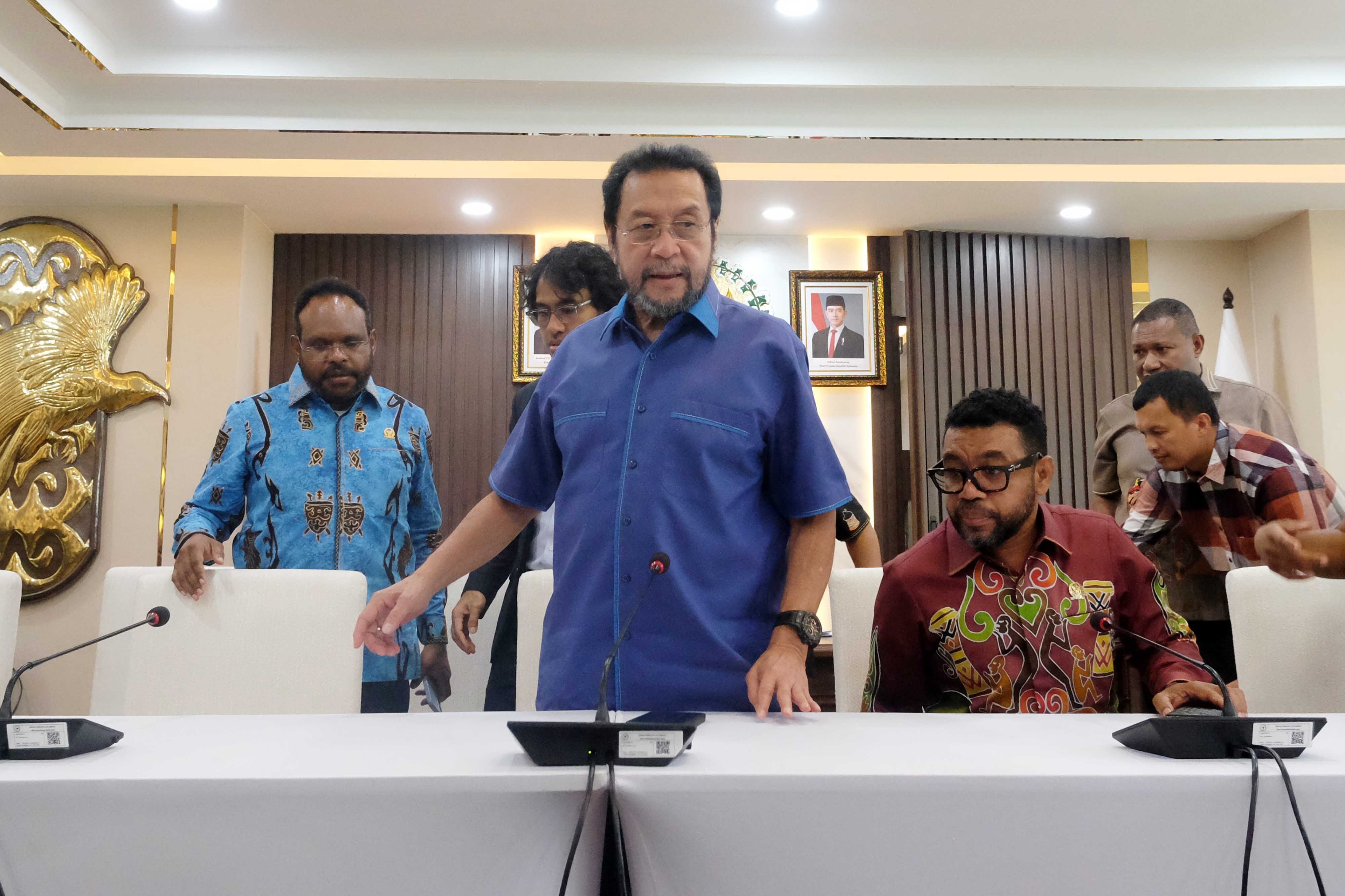 Konpres Yorrys Raweyai Mengenai Kondisi Papua