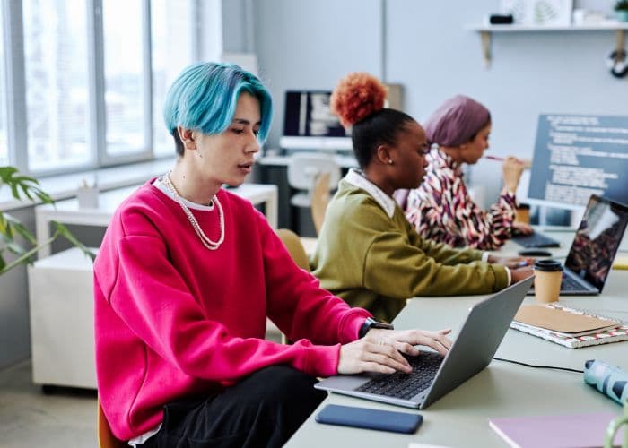 Kenapa Banyak Gen Z Dipecat? Ternyata Ini yang Dicari Perusahaan