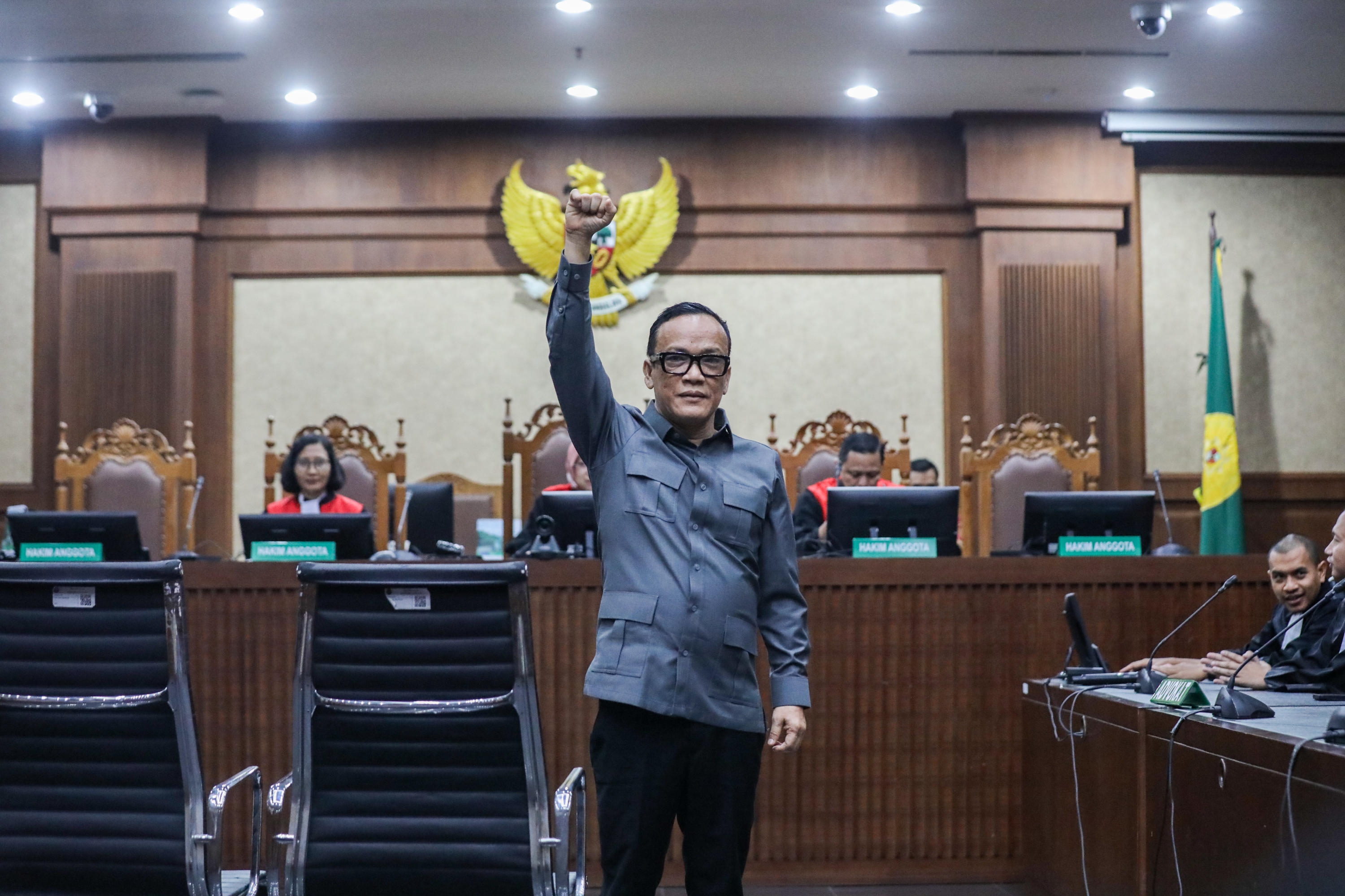 Mantan Wamenaker Noel Ebenezer Divonis Hukuman 4,5 Tahun Penjara