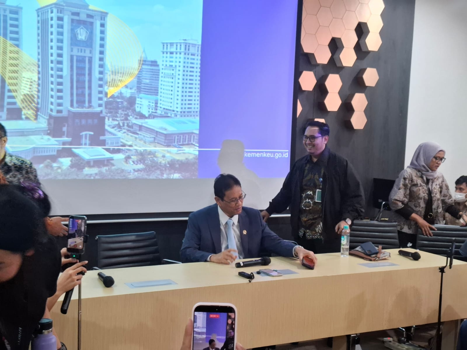 Pengawasan MBG Diperketat, Menkeu Purbaya: Nanti Orang-orang Saya Bakal Awasi SPPG
