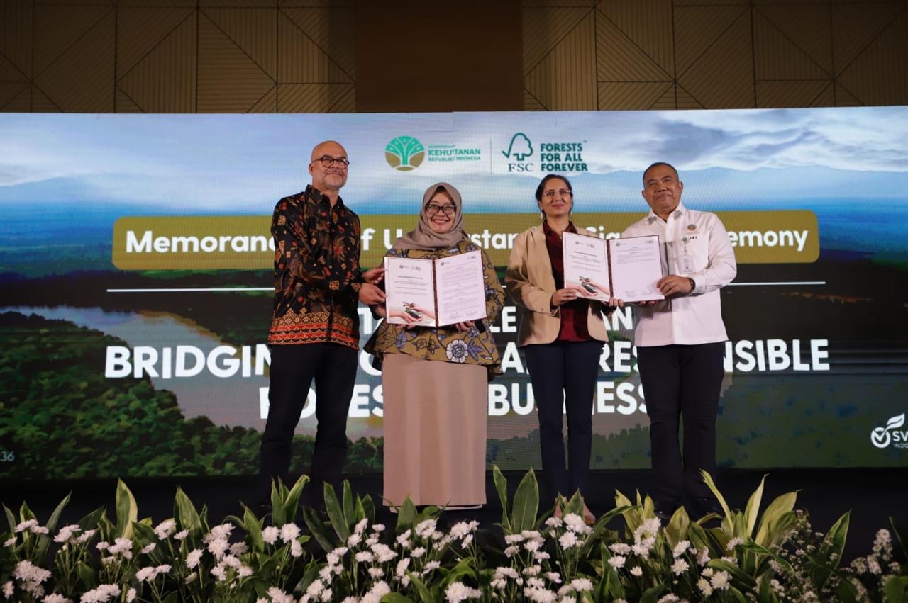 Proses Sertifikasi Produk Hasil Hutan Dipermudah dengan Kolaborasi SVLK dan FSC, Perkuat Daya Saing Ekspor Indonesia