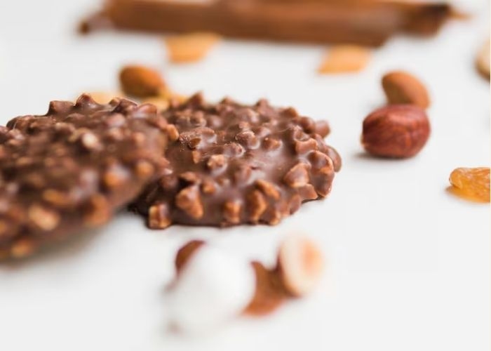 Apa Arti Coklat Berjerawat Saat MPLS? Ini Jawaban dan Daftar Lengkap Teka-teki Makanan MPLS 2026!