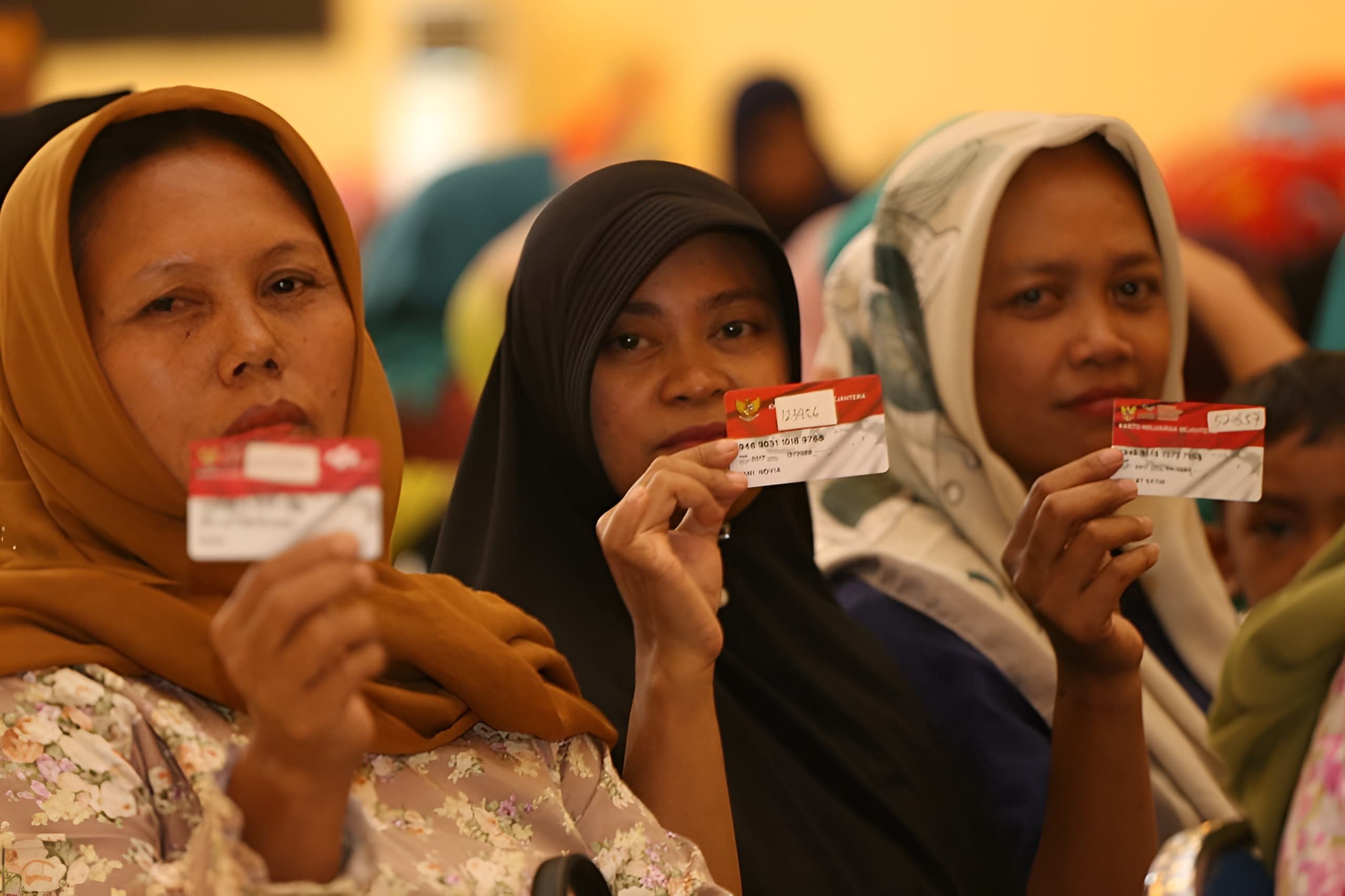 PKH Tahap 3 Mulai Disalurkan, Begini Cara Cek Status Penerima Pakai NIK di HP