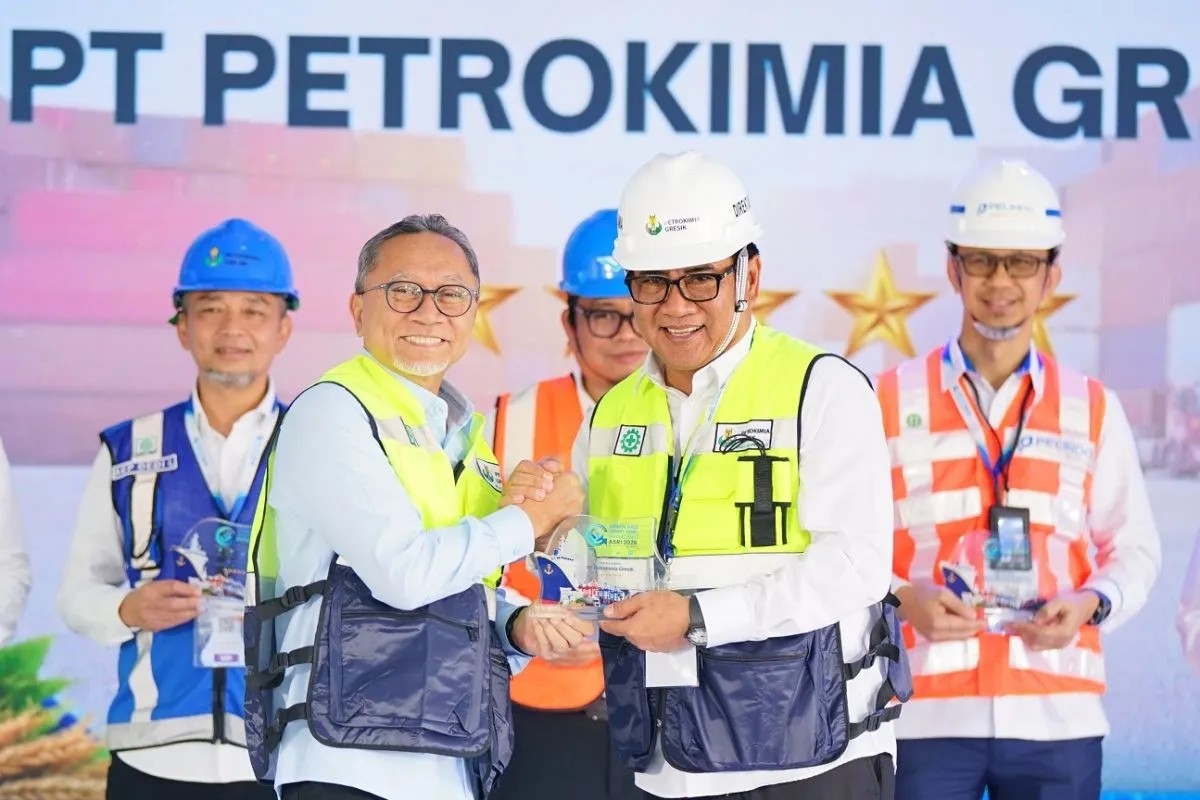 Petrokimia Gresik Raih Pelabuhan Terbaik, Zulhas Soroti Logistik Pangan