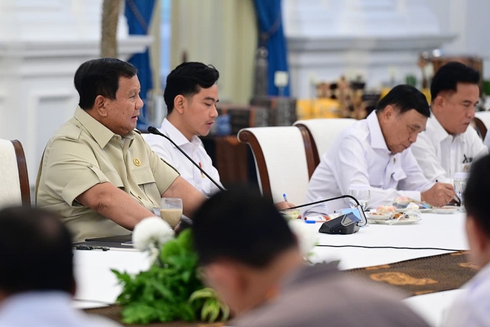 Didampingi Gibran, Prabowo Pimpin Rapat Terbatas: Instruksikan Penguatan Koperasi Desa Merah Putih