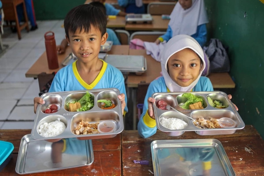 BGN Hitung Ulang Anggaran MBG, Guru Besar IPB: Menu Lokal Bergizi Bisa Rp7.000