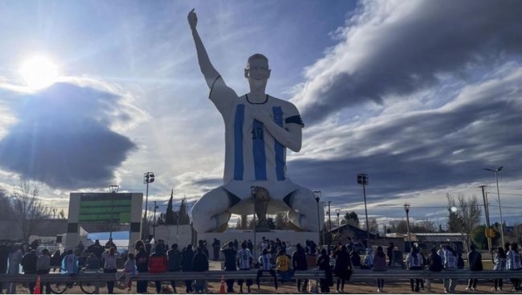 Di Bawah Bayang Rosario: Messi, Agama, dan Sebuah Peristiwa Kebudayaan