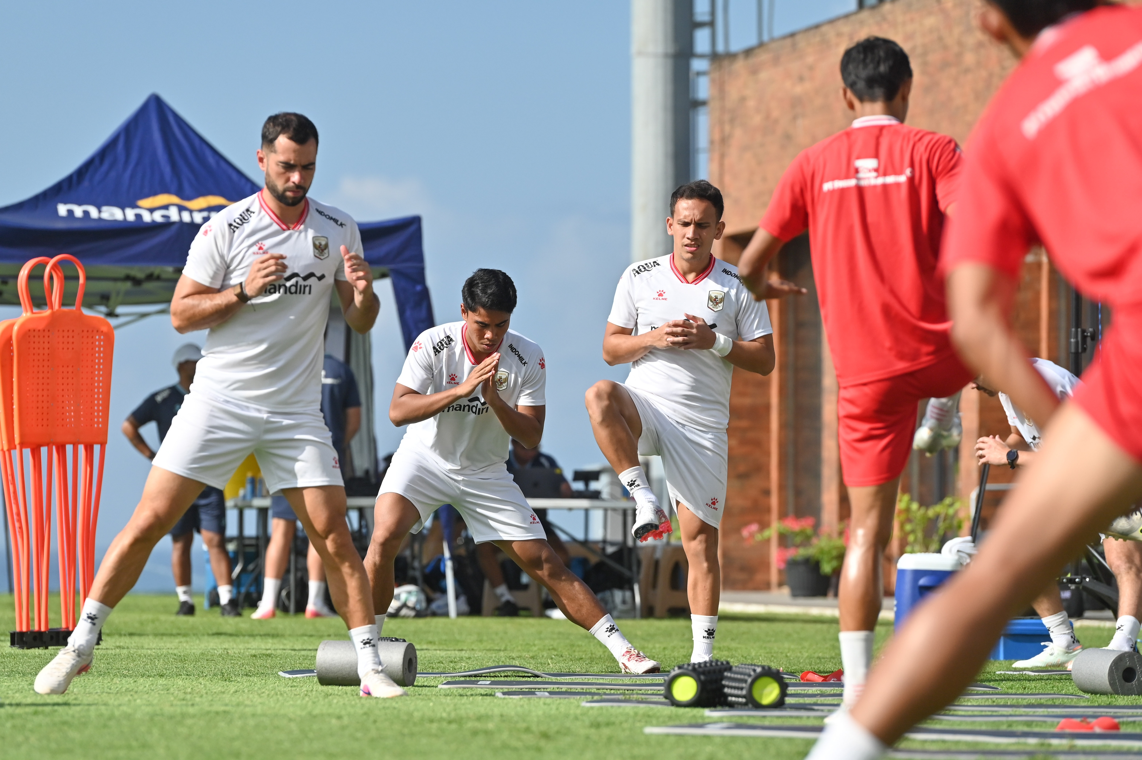 Piala AFF: Jordi Amat Tak Hilang Keyakinan, Targetkan 3 Poin atas Singapura Demi Semifinal