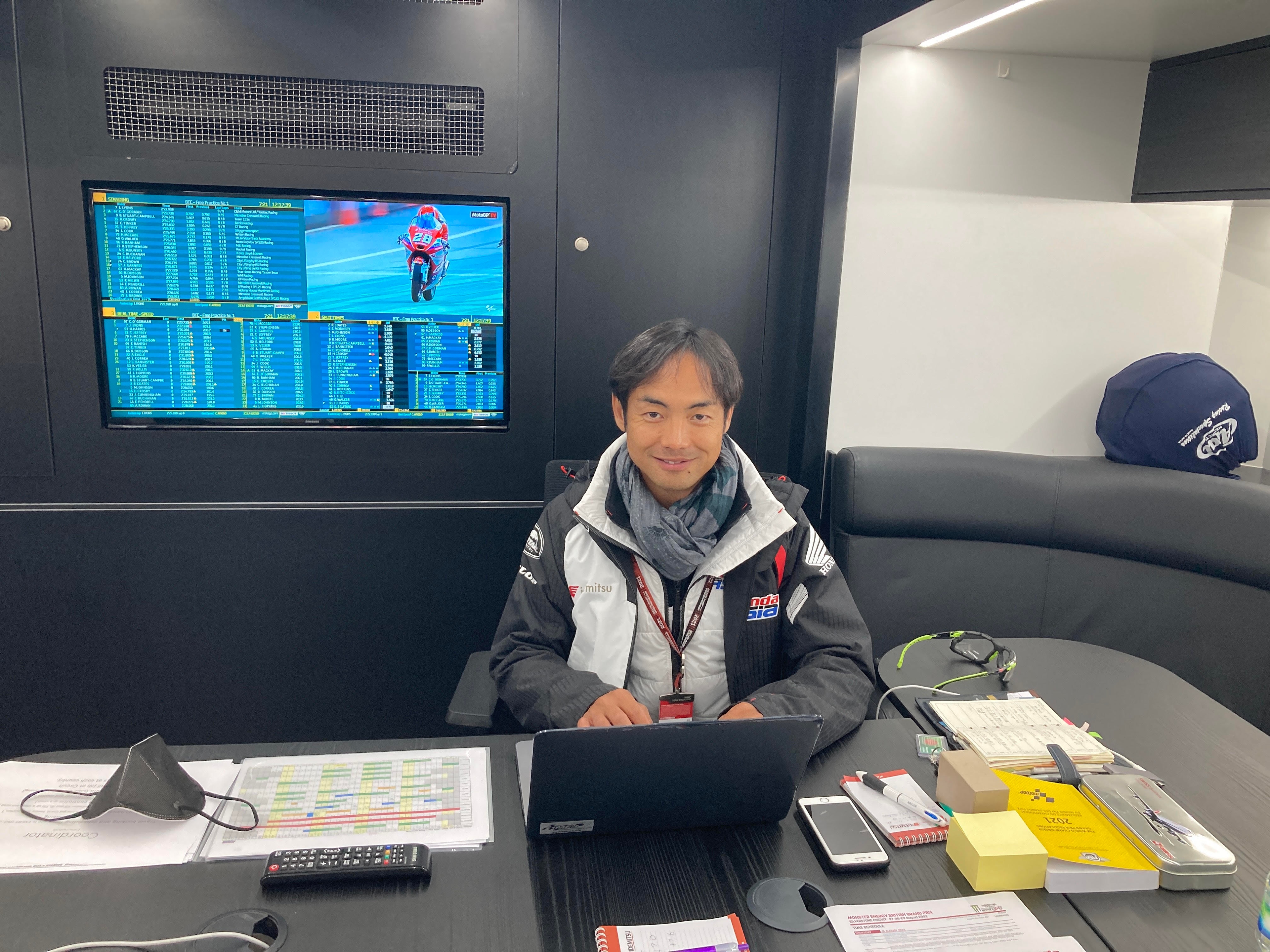 Moto3 Inggris: Hiroshi Aoyama Puji Karakter Pantang Menyerah Veda Ega dan Debut Manis Kiattisak Singhapong