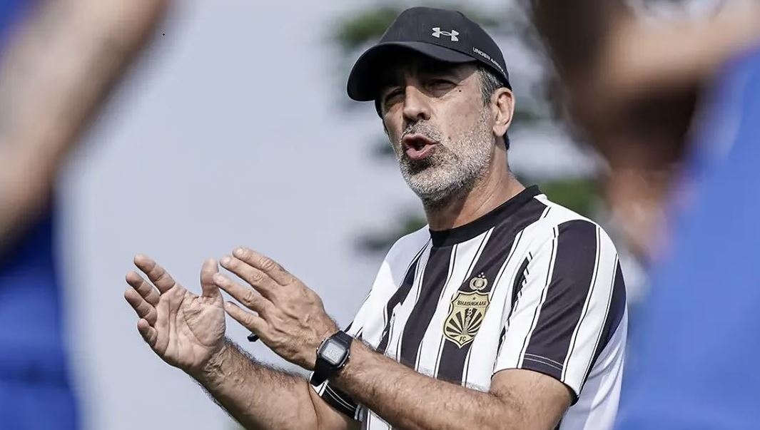 Bawa Filosofi Baru, Oscar Bruzon Siapkan Bhayangkara FC Hadapi Persaingan Super League