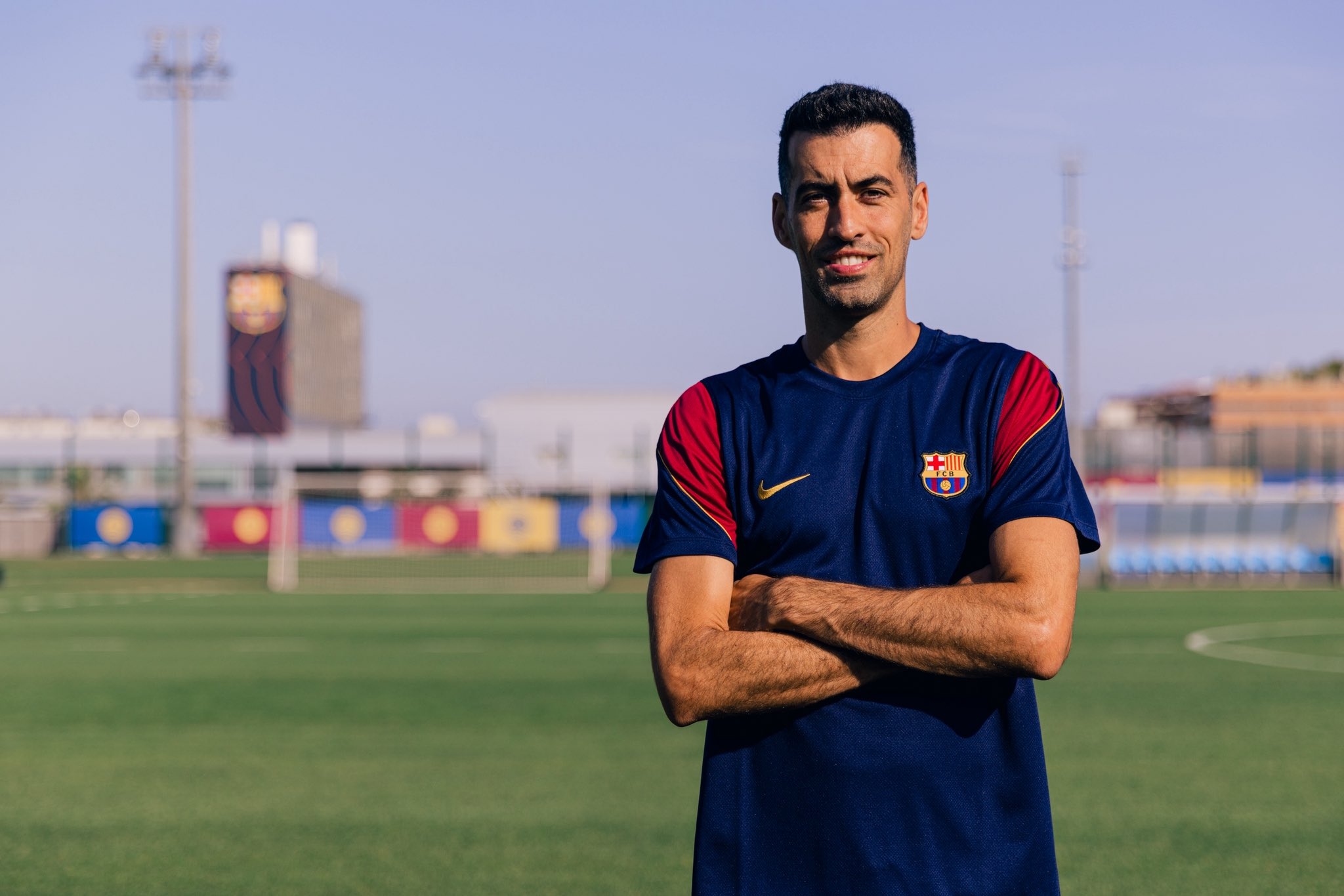 Kembali ke Barcelona, Sergio Busquets Kini Asisten Pelatih Tim Cadangan