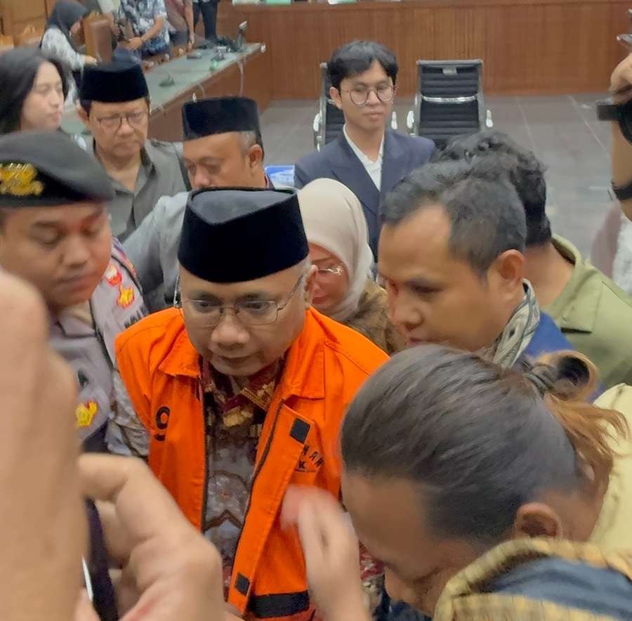 Korupsi Kuota Haji Yaqut Cholil Qoumas Rampas Hak Jemaah demi Fee Percepatan