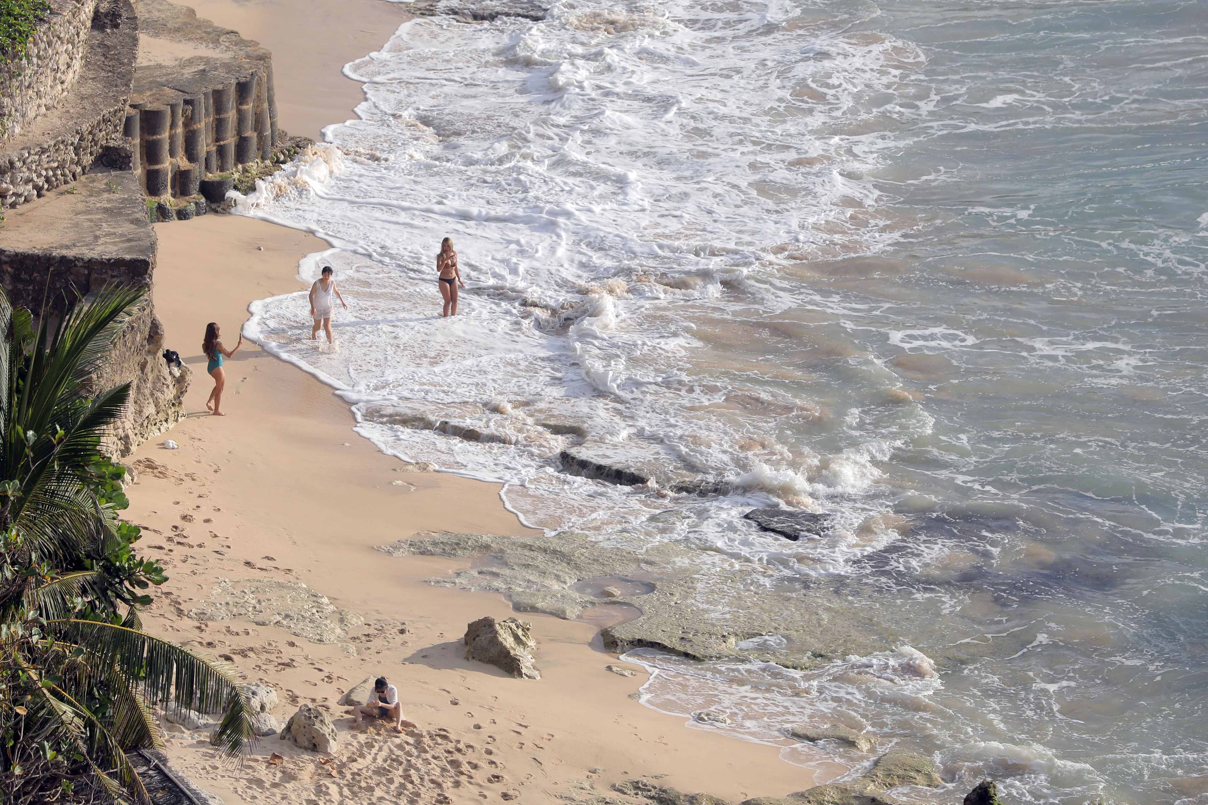 Bagaimana Potensi Sumber Daya Alam Indonesia dan Persebarannya Dapat Memengaruhi Sektor Pariwisata?