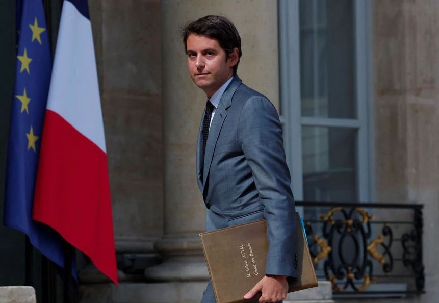 Prancis Akan Larang Busana Abaya Di Sekolah Negeri