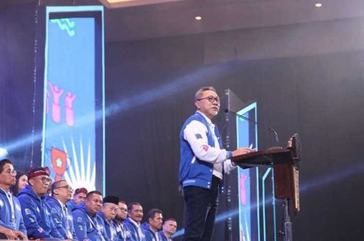 Zulhas Minta Suara PAN Tembus Dua Digit