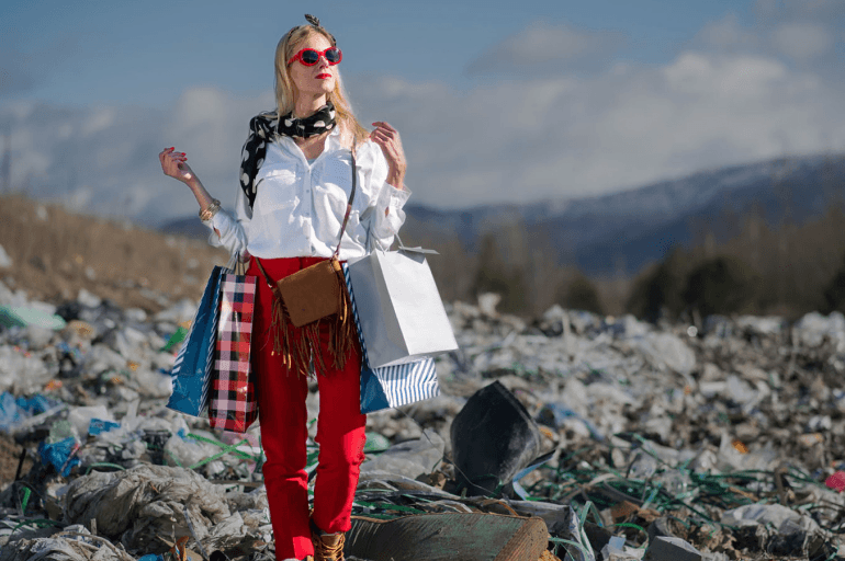 Apakah Boleh Memakai Pakaian Baru Saat Lebaran? Ini Penjelasan Hukumnya