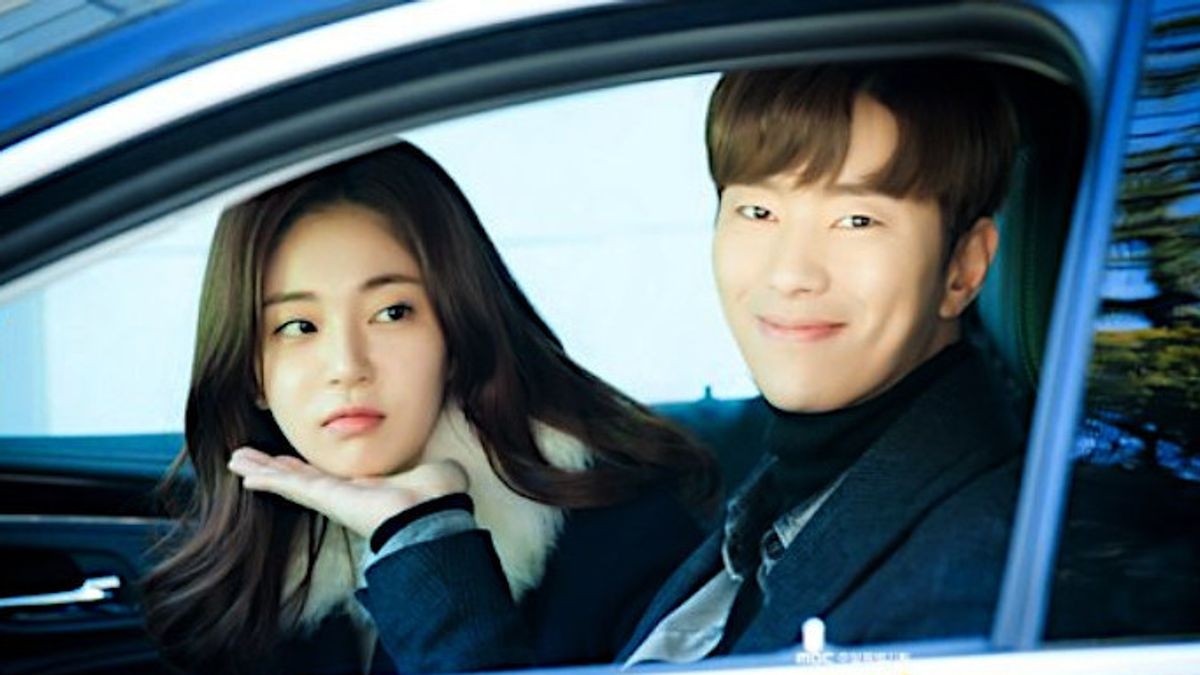 7 Tahun Pacaran, Baek Jin Hee Dan Yoon Hyun Min Putus
