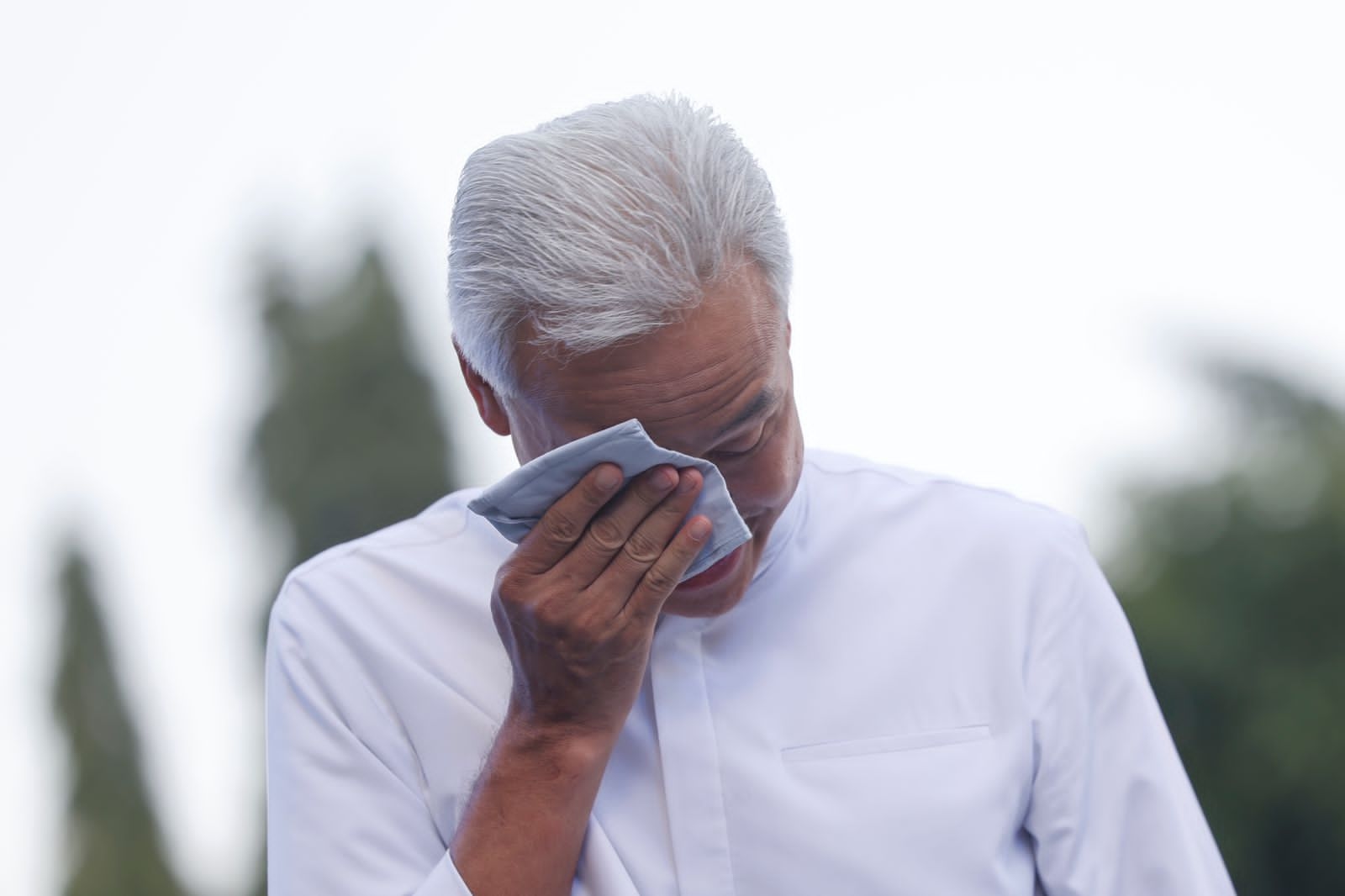 Tangis Ganjar Pecah Saat Pamitan Kepada Ribuan Rakyat Jawa Tengah