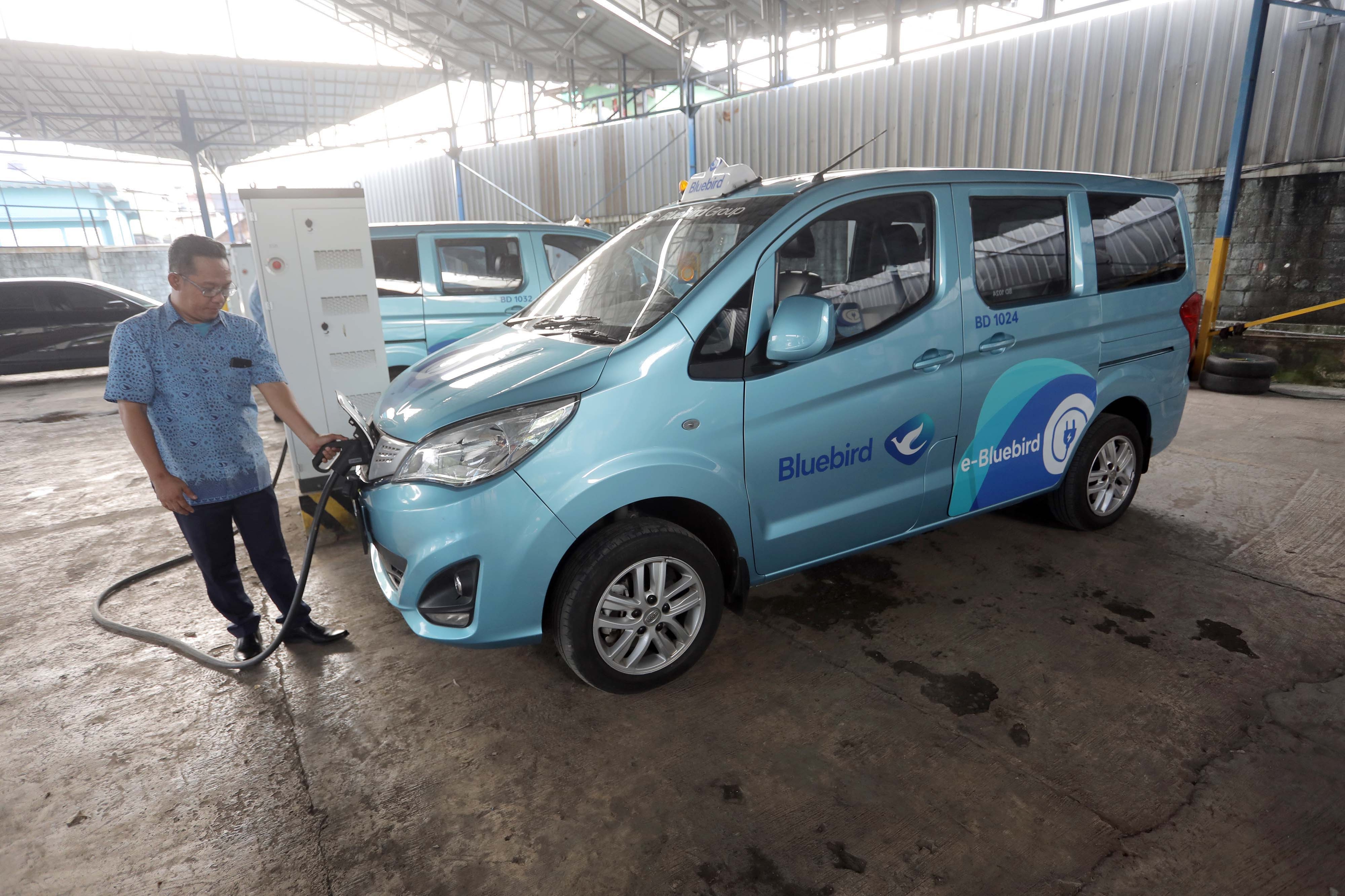 Job Seeker Merapat, Bluebird Buka Lowongan Kerja Untuk 5 Posisi Ini