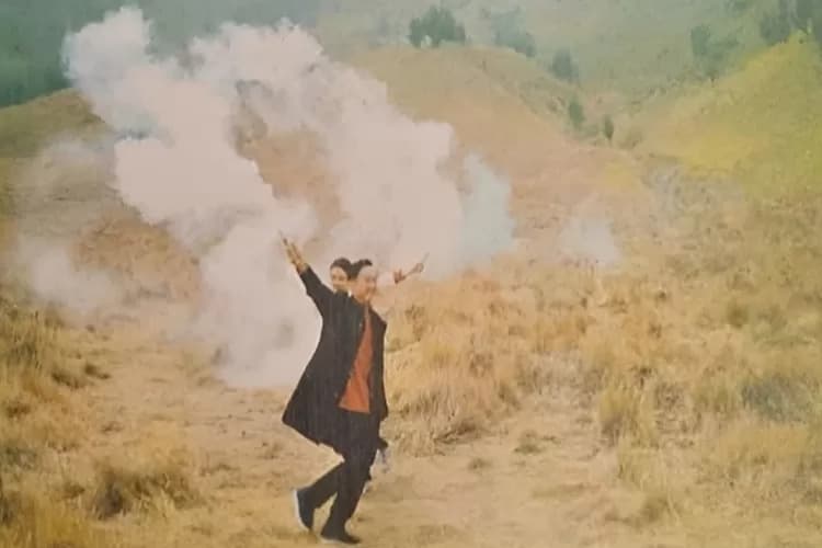 Sebabkan Kebakaran Di Bromo Saat Foto Prewedding, Inilah Fungsi Flare Yang Sebenarnya