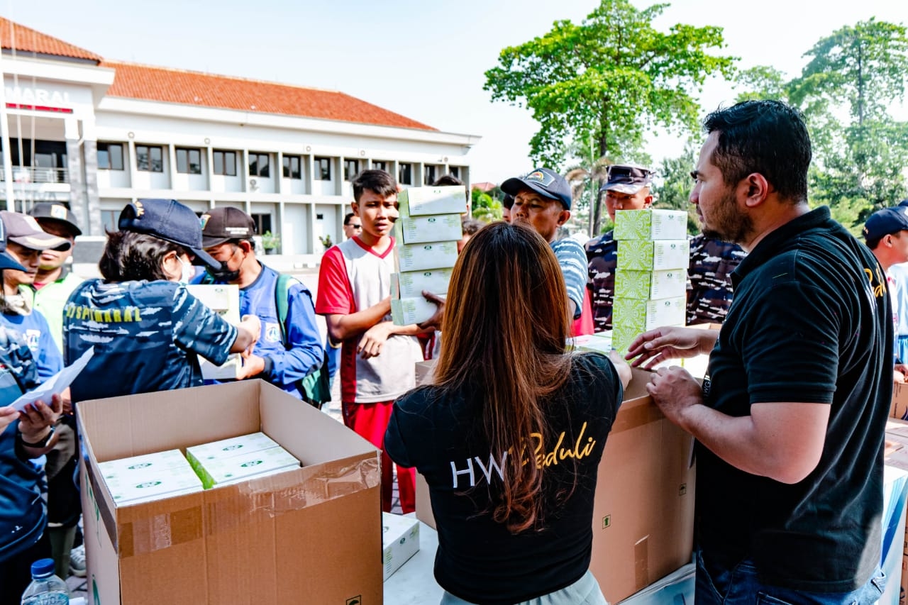 Sambut Hari Sungai Sedunia, HW Peduli Dan TNI AL Gelar Aksi Bersih-bersih Sungai