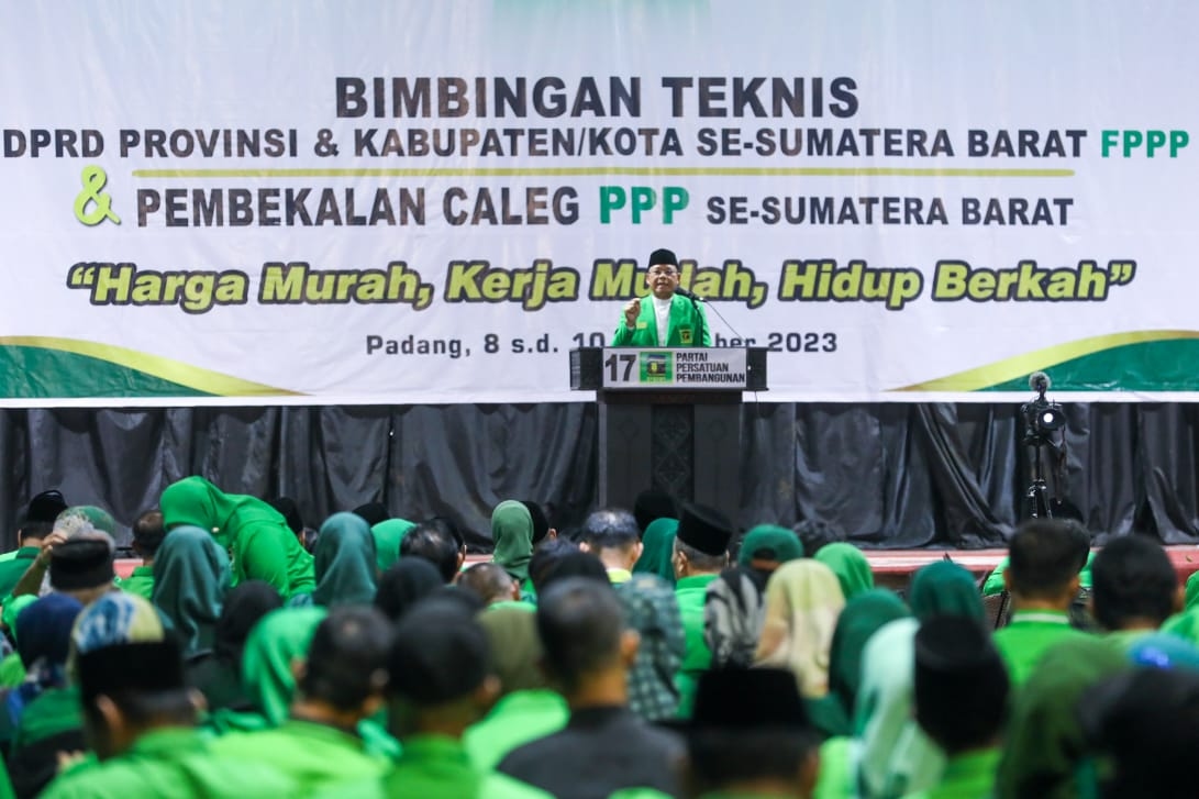 Mardiono Buka Bimtek Dan Pembekalan Caleg PPP Di Sumatera Barat