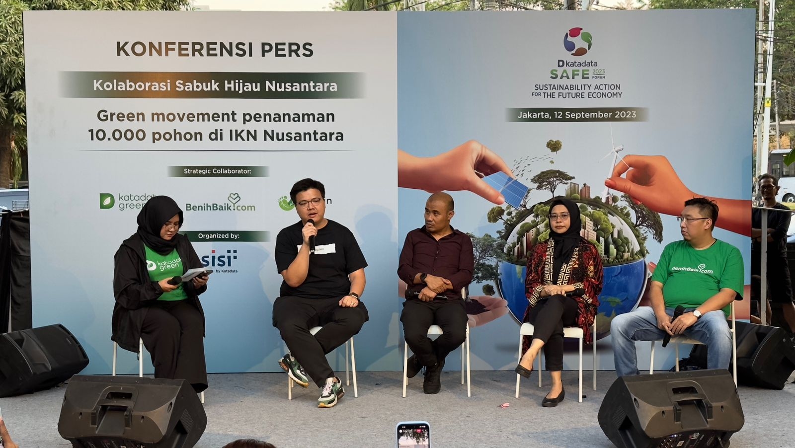 Gerakan Green Movement Sabuk Hijau Nusantara Tanam 10 Ribu Pohon Di IKN