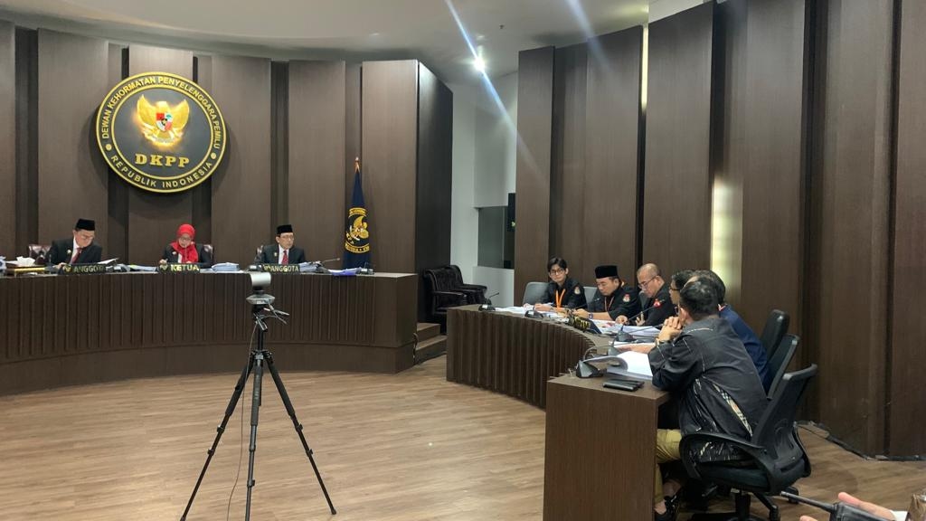 Jalani Sidang, Ketua KPU RI Boyong Jajaran Geruduk DKPP