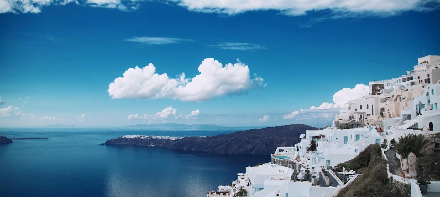 5 Rekomendasi Negara Dengan Pantai Terindah Di Dunia