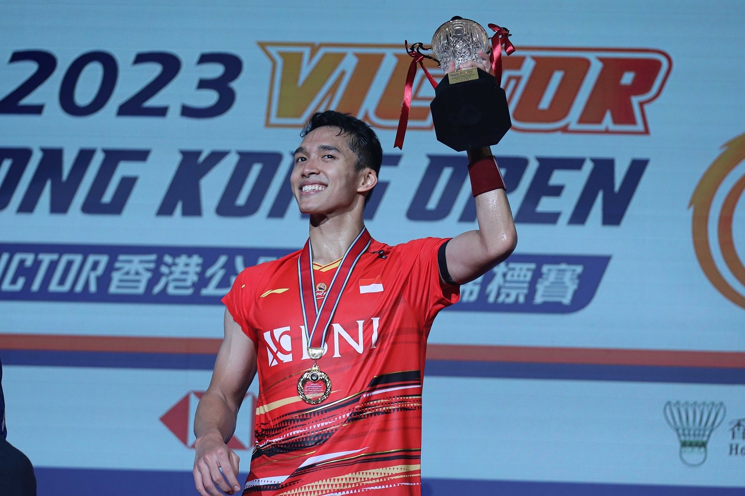 Hong Kong Terbuka: Jonatan Juara Setelah Kalahkan Nishimoto Dalam Laga 84 Menit!