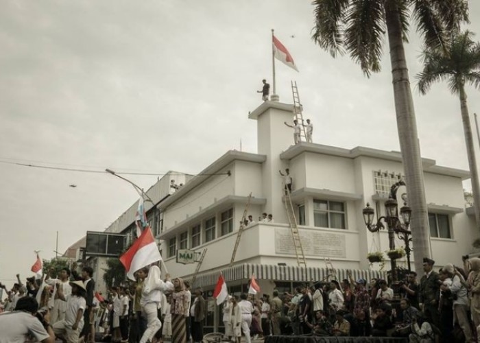 Sejarah Insiden Perobekan Bendera Belanda Di Hotel Yamato
