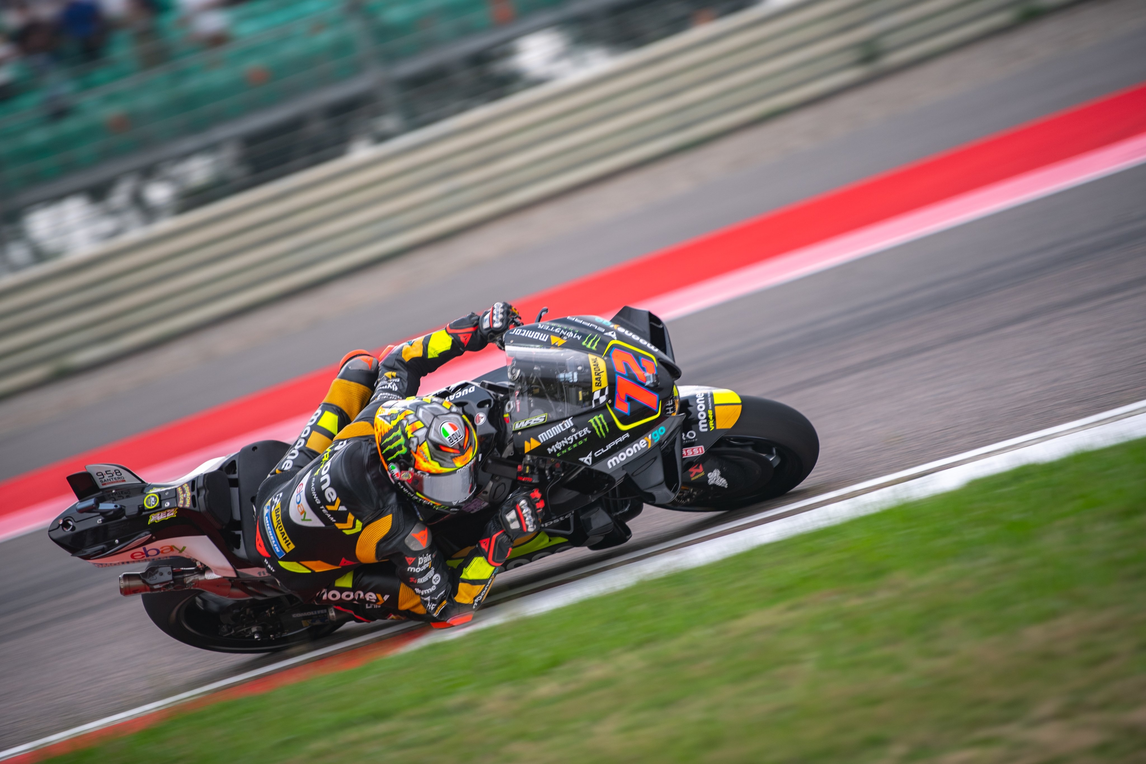 MotoGP India: Bezzecchi Terdepan, Posisi Bagnaia di Papan Klasemen Terancam!