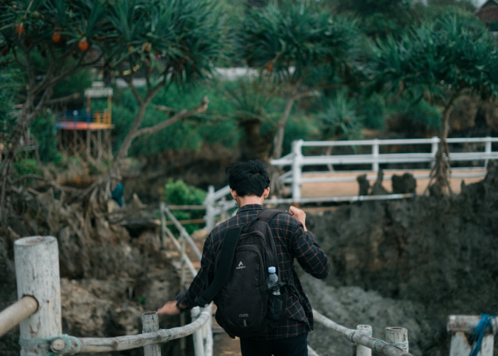 Brand Outdoor Lokal Terbaik Di Indonesia, Teman Petualangan