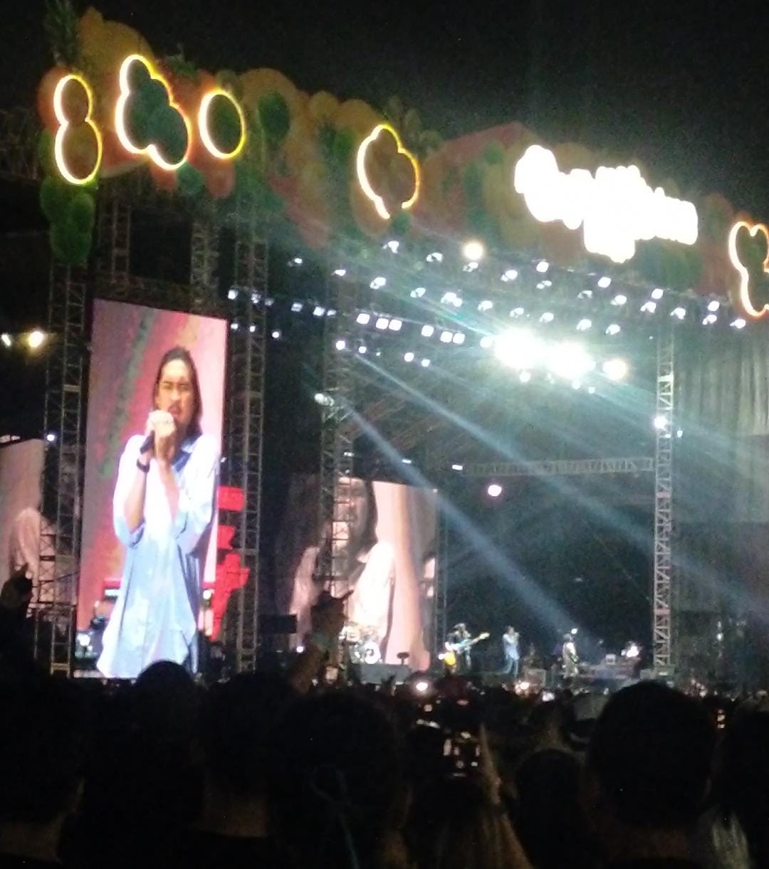 Puluhan Ribu Orang Memadati Panggung Sheila On 7 Di Pestapora 2023