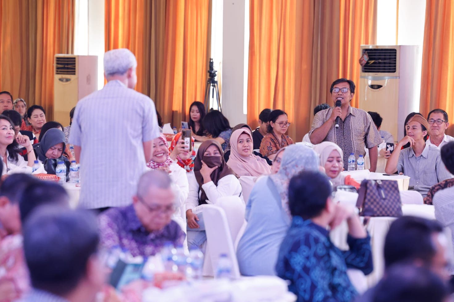 Siap Berikan Kepastian Hukum, Ganjar Bicara Pentingnya Regulasi UMKM