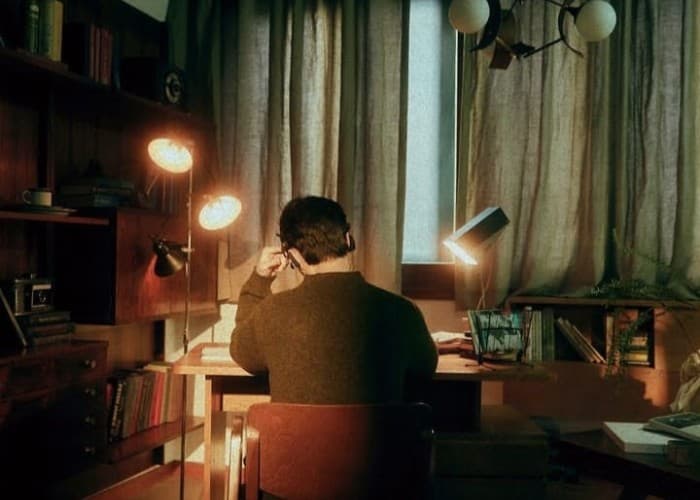 Ini Dia 5 Lagu D.O Yang Cocok Didengar Saat Perjalanan