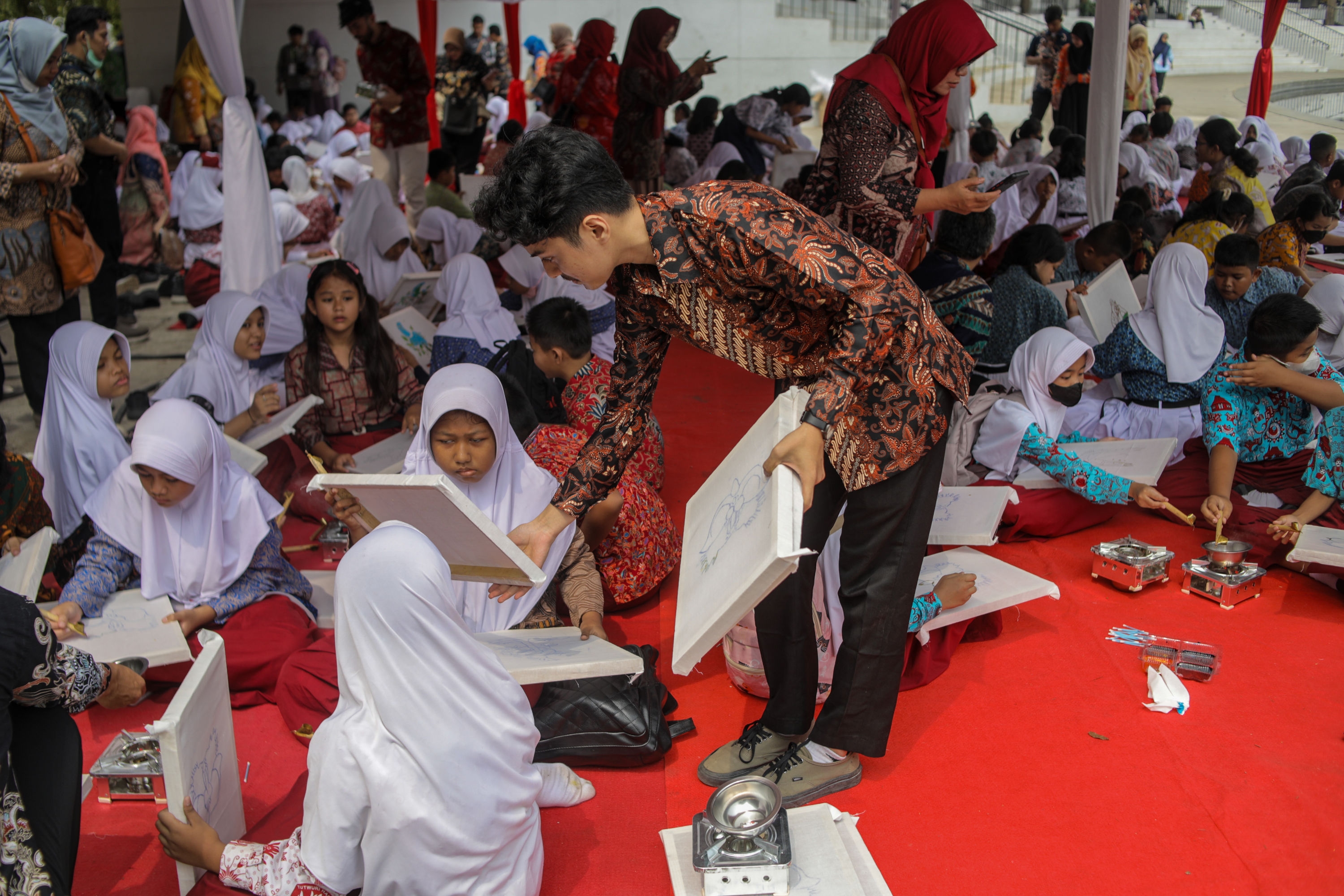 Bagaimana Bapak Ibu Guru akan Menciptakan Sebuah Lingkungan yang Positif di Sekolah
