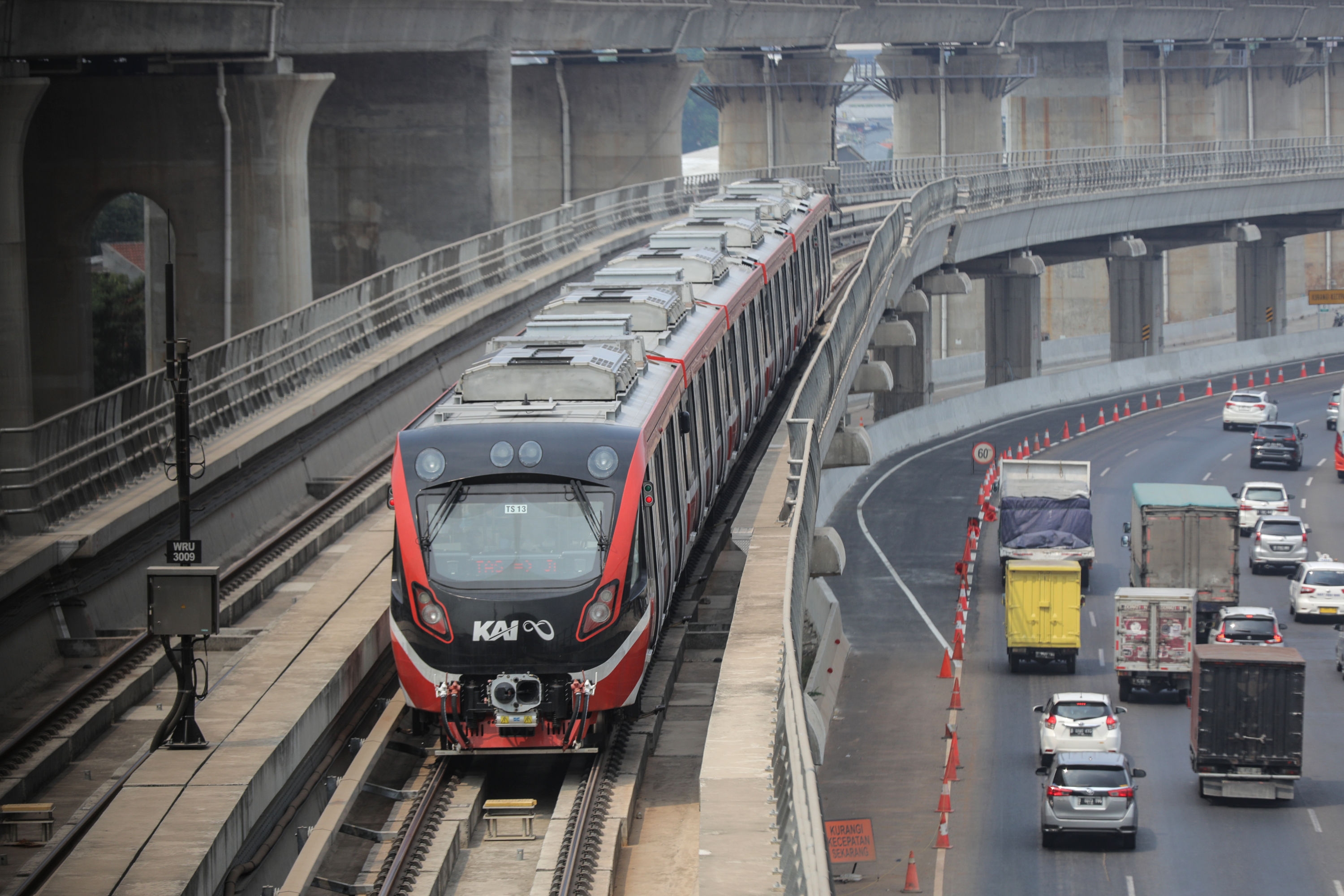 Mudah Aksesnya, Berikut 5 Rekomendasi Stasiun LRT Jabodebek yang Dekat Destinasi Wisata