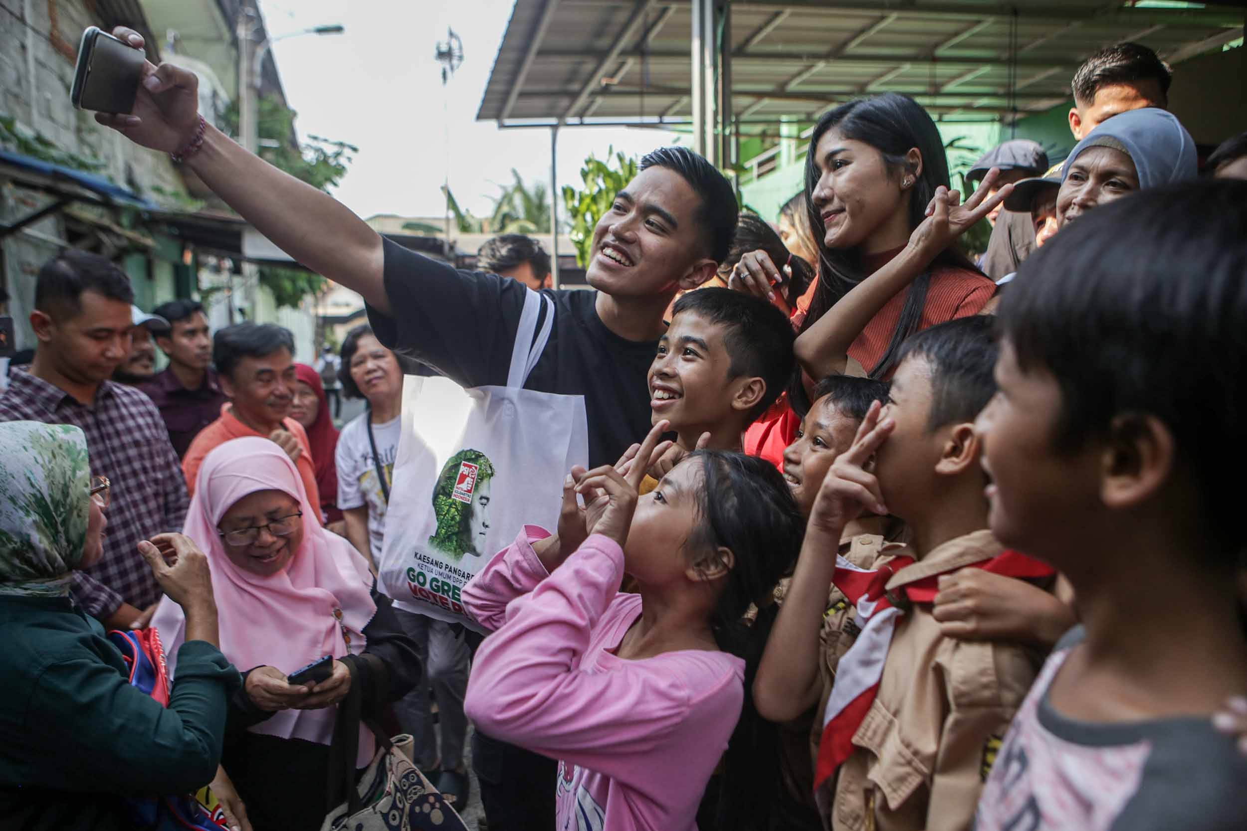 Menantu Jokowi Maju Pilkada, Demokrat: Hak Politik, Kalau Dibatasi Justru Diskriminatif