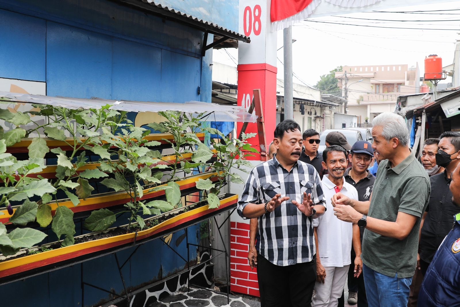 Sambangi Taman Agro Eduwisata Di Kembangan, Ganjar Berbincang Ketahanan Pangan Dengan Petani Jakarta