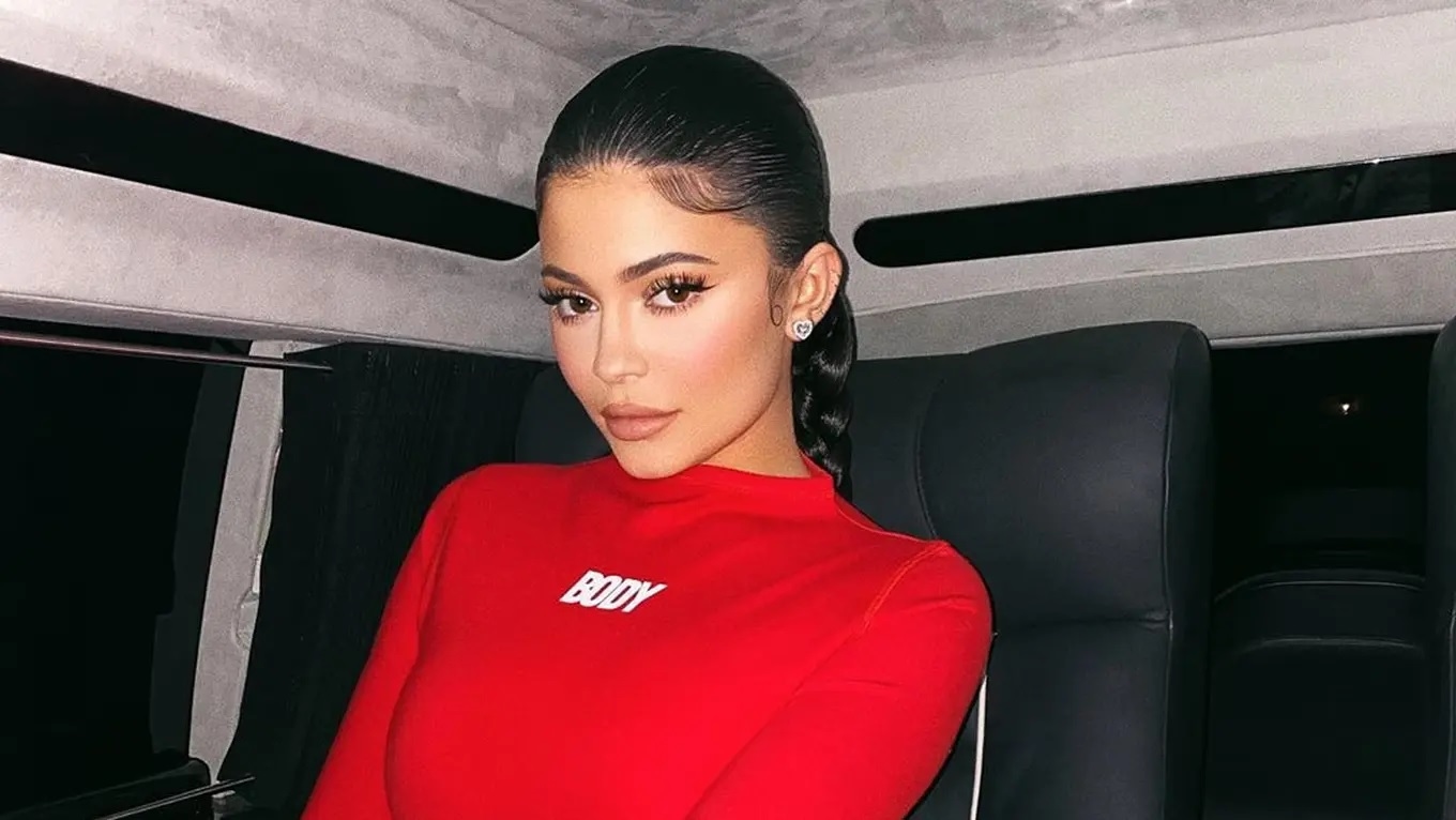 Kylie Jenner Banjir Kritikan Usai Beri Dukungan Israel Lewat Postingan Instagram