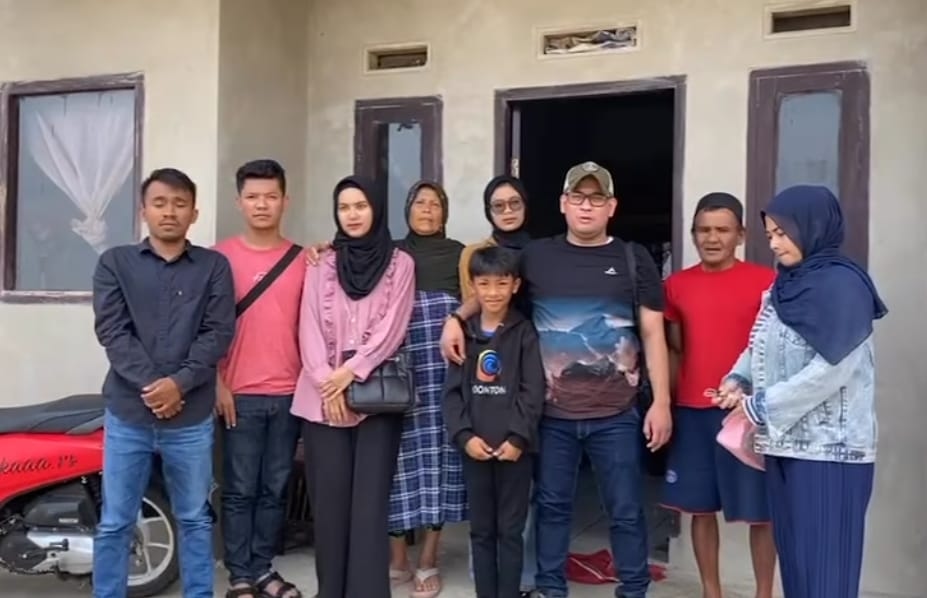 Fakta Terbaru Kasus Tewasnya Dini Sera Afrianti Membuat Keluarga Korban Diberi Uang, Untuk Santunan?