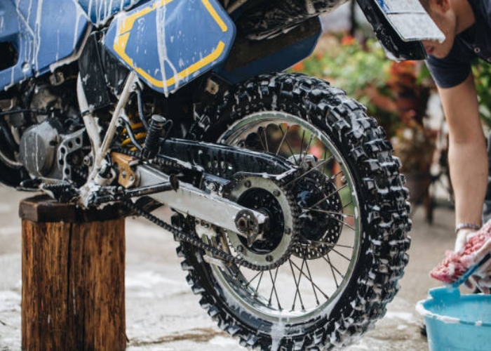 7 Perawatan Motor Bikin Kendaraan Anda Lebih Awet