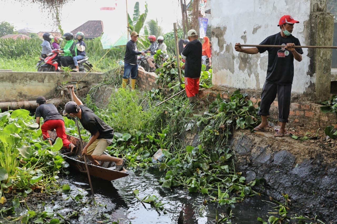 Petani Tebu Bersama Pengrajin Tahu Tempe Gelar Aksi Sosial Normalisasi Anak Sungai Musi