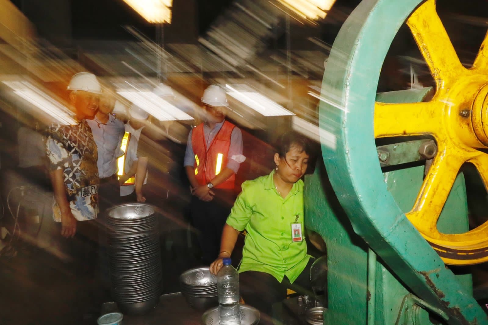 Majukan Produk Dalam Negeri, Ganjar Ingin Tingkatkan Geliat Industri