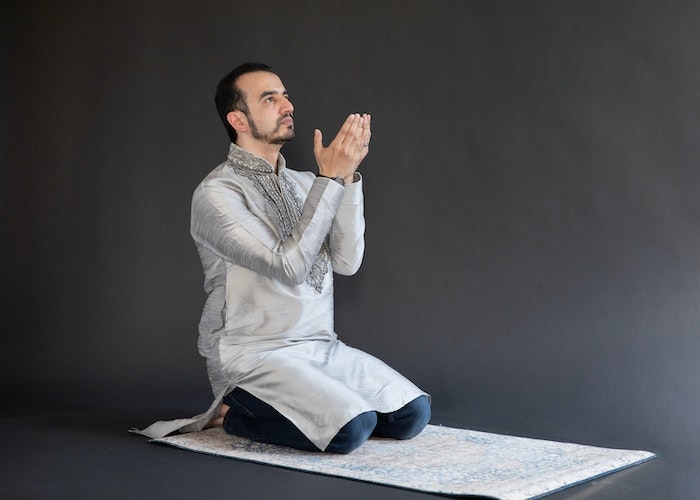 Baca Doa Ini Supaya Memiliki Akhlak Dan Pikiran Bersih Seperti Para Ulama