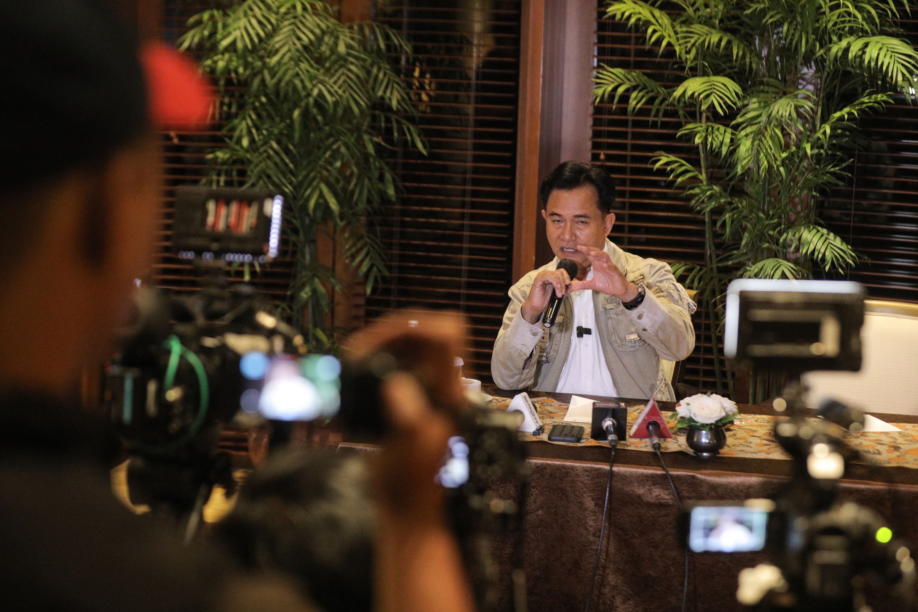 Yusril Jadi Saksi Meringankan Firli