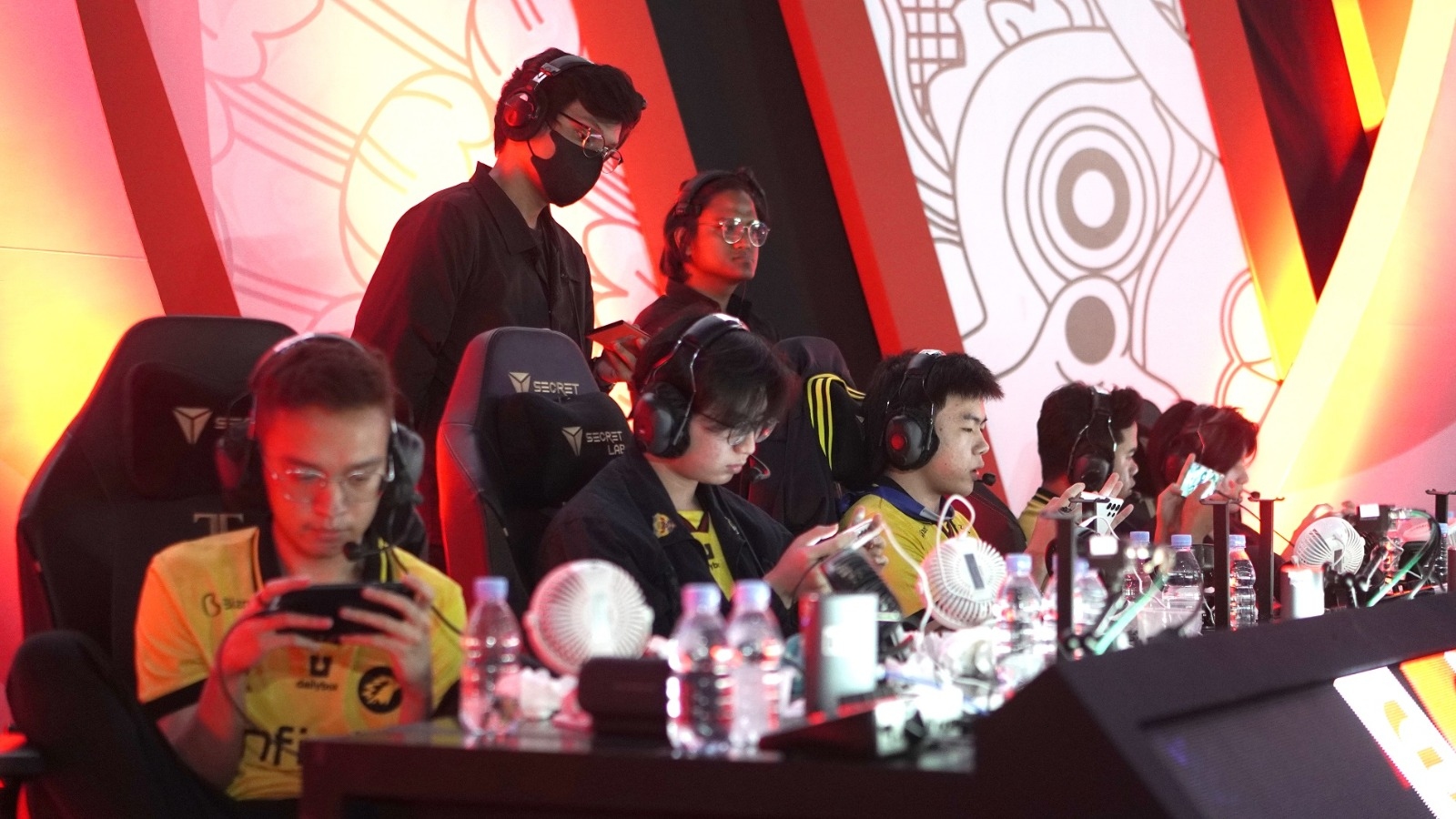 Telkomsel Dukung Turnamen Mobile Legends Professional League Indonesia Season 12