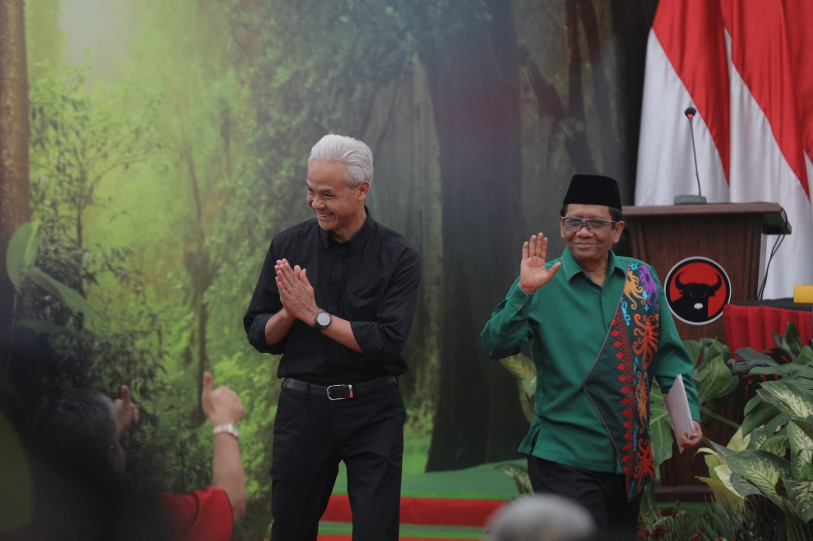Jadi Cawapres, Mahfud MD Masih Menko Polhukam