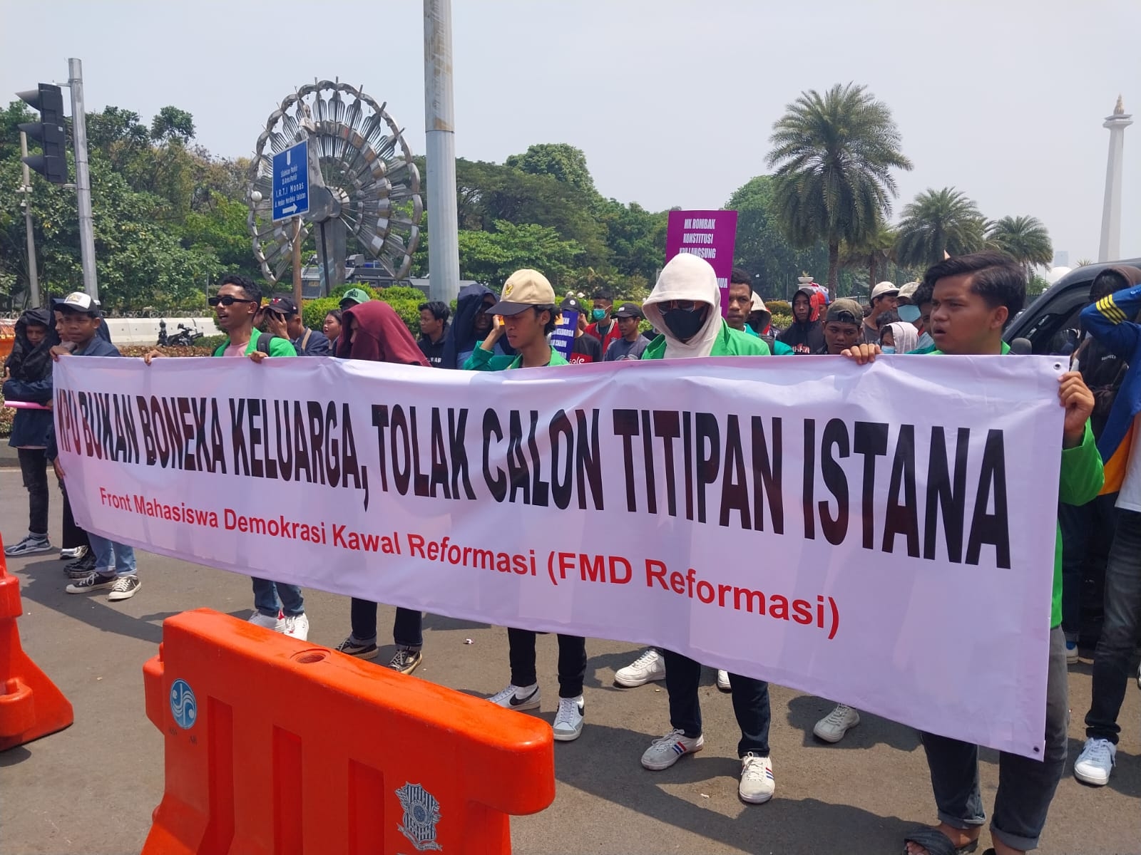 Dianggap Cacat Hukum, KPU Diminta Tak Jalankan Putusan MK Soal Batas Usia Capres-cawapres